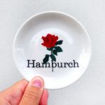 Wandteller Herr Fuchs Typo Hamburch Blumen mini