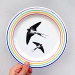 Wandteller Schwalbe Vogel Herr Fuchs 19cm Ringe Streifen bunt Wohnen