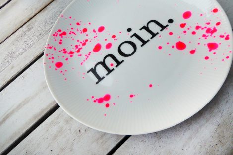 Wandteller moin. Typo Herr Fuchs 19cm neon Punkte Kleckse pink – Bild 5