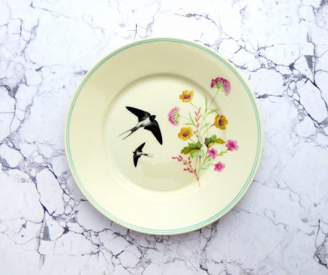 Wandteller Schwalben Herr Fuchs  Blumen 19cm Mint Rand