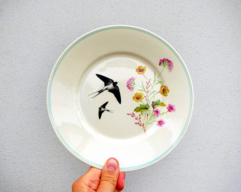 Wandteller Schwalben Herr Fuchs  Blumen 19cm Mint Rand – Bild 2