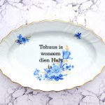 Wandteller Platte Herr Fuchs Tohuus Typo Blumen weiß Blau Muster 35cm