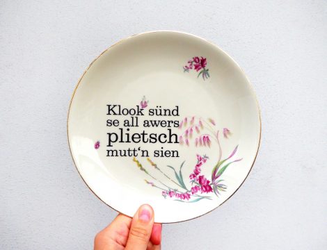 Wandteller plietsch Typo Herr Fuchs Gold Blumen 19 cm Unikat Marienkäfer