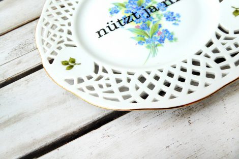Wandteller Herr Fuchs Typo Nützt ja nix Wohnen Unikat Blumen Gold 19cm Vergissmeinnicht – Bild 2