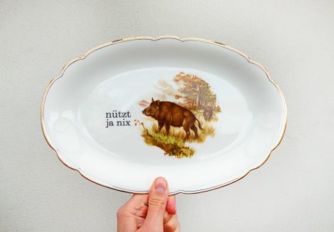 Wandteller Platte Herr Fuchs Typo nützt ja nix 28cm Wildschwein gold Bögen – Bild 2