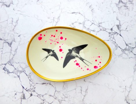 Wandteller Platte Herr Fuchs Schwalbe gold 20cm neonpink Kleckse vintage oval